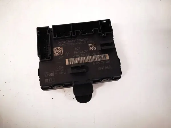 Audi Q4 Deurregelmodule OEM 1EB959596B image 2
