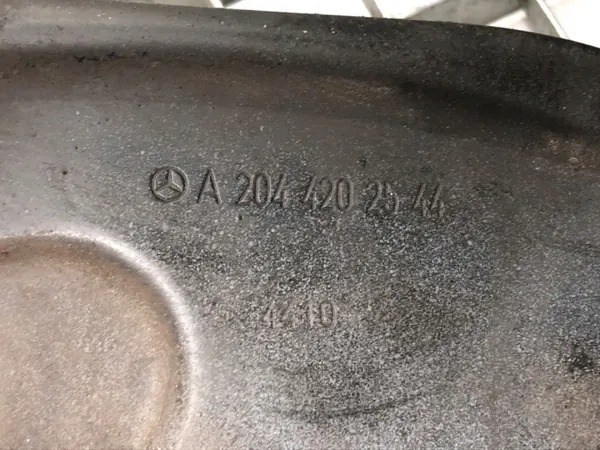 Höger framknä OEM A2044202544 Mercedes W204 image 3