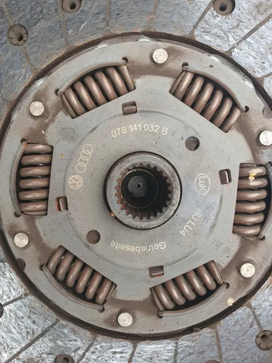 Volante + Cesta de Embreagem Audi A6 4F 079141117D image 4