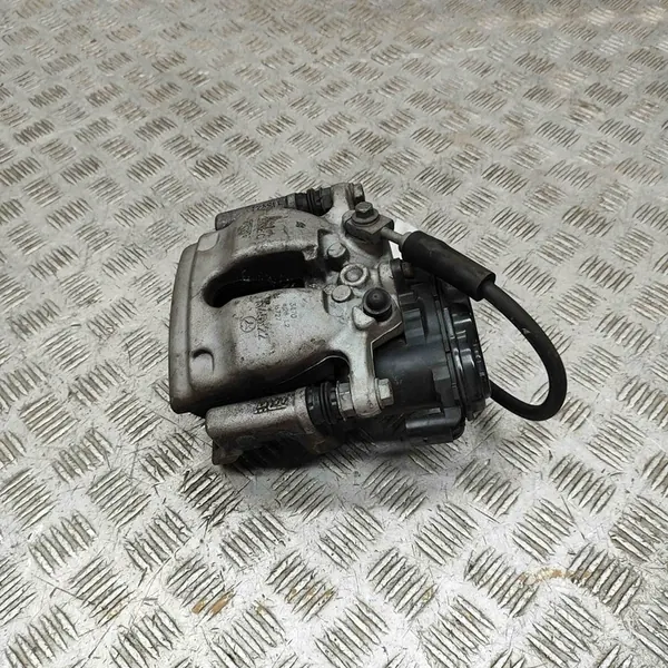 Mercedes-Benz GLS X167 2019 Vasemman Takajarrusatula A1674235700 image 2