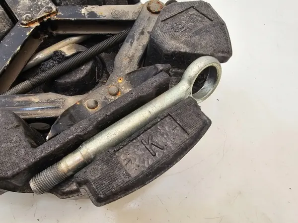 Kit de réparation Subaru OE 97035FJ050 Insert mousse image 4