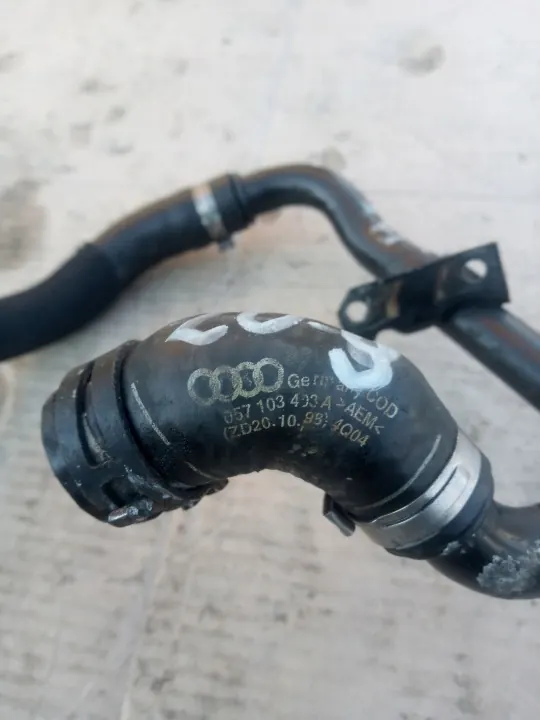 Tuyau de ventilation bloc moteur Audi OEM 059103221L image 6