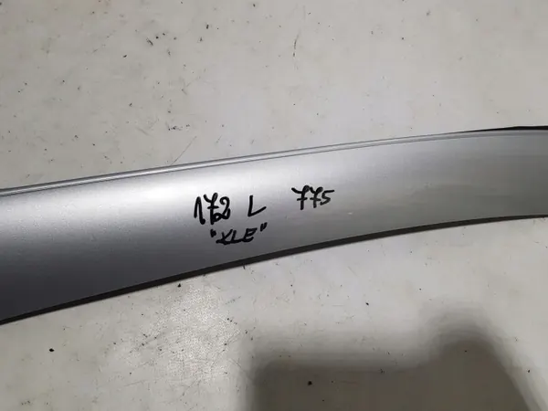 OEM A1726900387 Linker Voorste Pilaarafdekking Mercedes SLK image 4