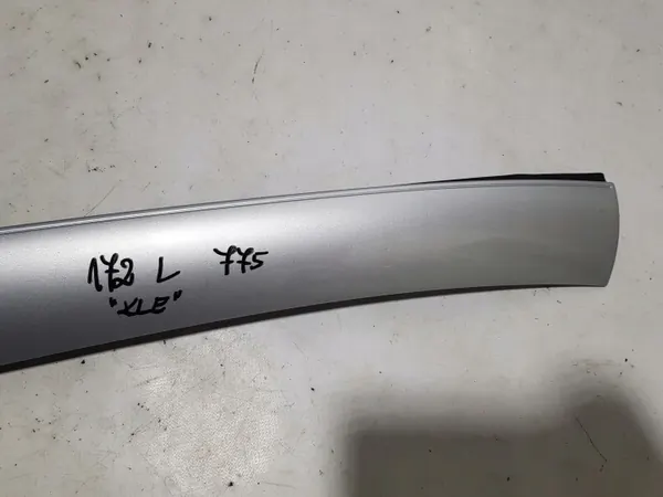 OEM A1726900387 Linker Voorste Pilaarafdekking Mercedes SLK image 5