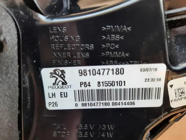 Lámpara Trasera Izquierda Peugeot 3008 II 2016-2020 OEM 9810477180 image 3