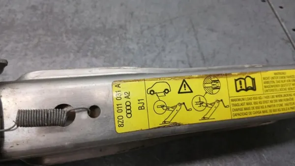 Inserción Rueda de Repuesto OEM 8Z0011031A Audi A2 image 5