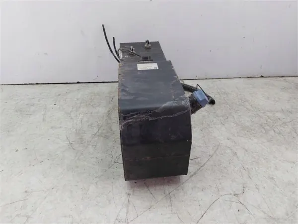 AdBlue-tank OEM 1677423 voor Solaris Urbino 12 image 4