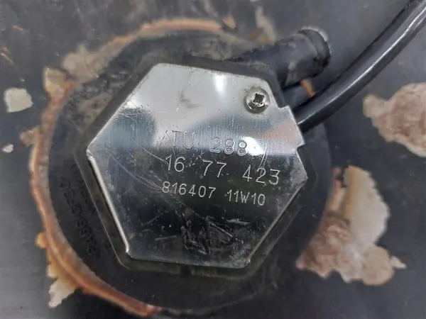 AdBlue-tank OEM 1677423 voor Solaris Urbino 12 image 7