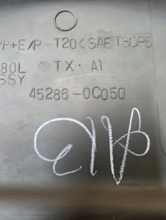 Volante dianteiro esquerdo Toyota Sequoia (XK60) 452860C050 image 10