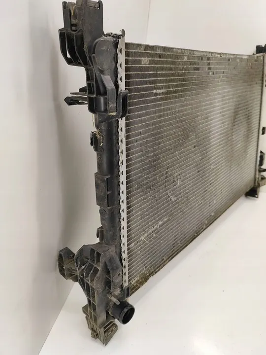Radiador Renault Trafic III 2015 OEM 214103569R image 2