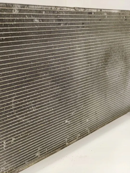 Radiador Renault Trafic III 2015 OEM 214103569R image 4