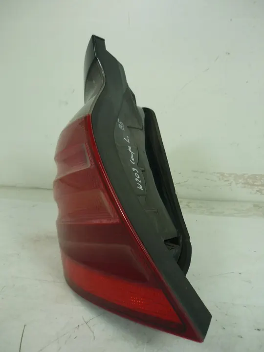 Linker Achterlicht Mercedes W203 Coupe A2038202564 image 2