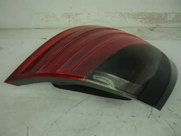 Linker Achterlicht Mercedes W203 Coupe A2038202564 image 9