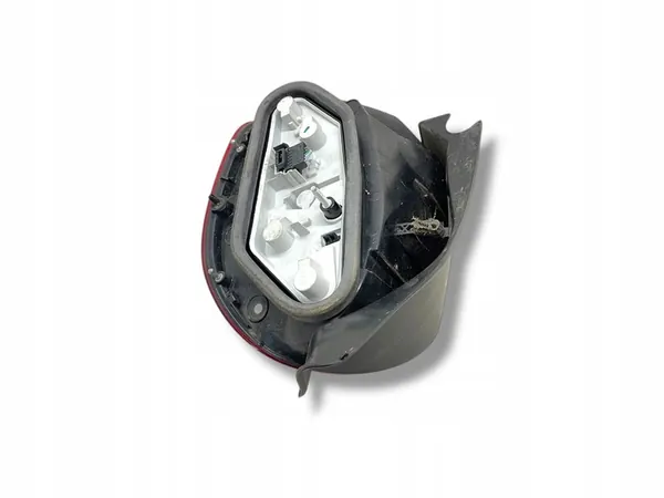 Luz trasera izquierda Renault Modus 2010 image 4