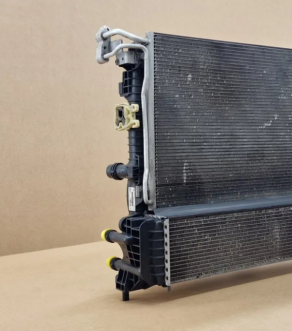 Radiador VW Sharan 7N Seat Alhambra 2015- image 10