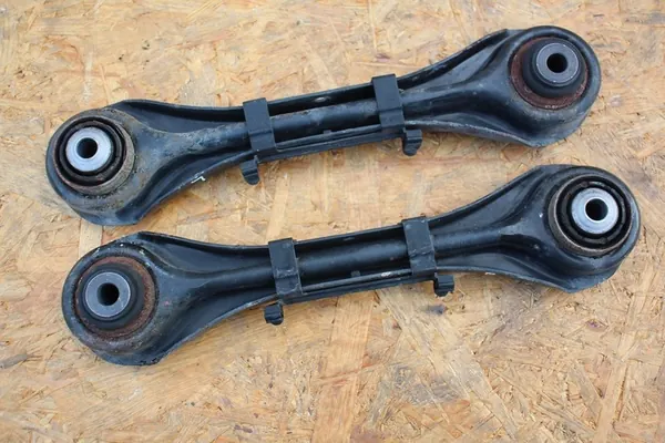 Bracci di Controllo Posteriori BMW e8x e9x OEM 6777980 image 2