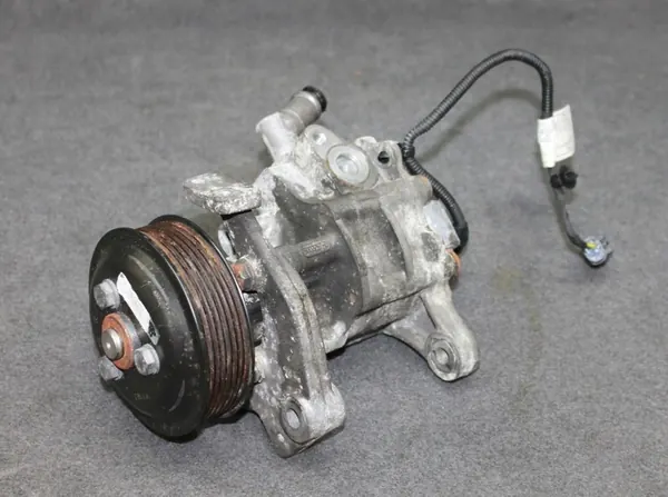 Bomba de direção assistida BMW F01 F02 F07 5.0i N63B44 OEM image 3