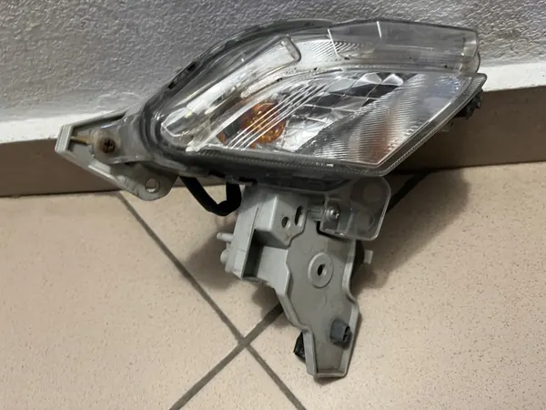 Mazda CX-3 Oikea Vilkku OEM KIERUNKOWSKAZ image 3
