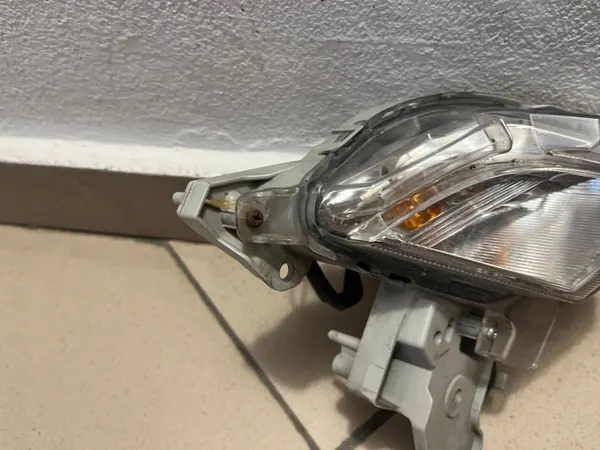 Mazda CX-3 Oikea Vilkku OEM KIERUNKOWSKAZ image 4