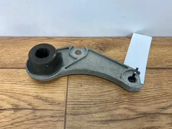 Support de pot d'échappement OEM 23200936 pour Camaro 2016+ image 4