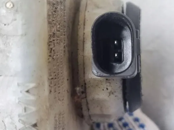 Depósito de líquido de frenos Audi OE usado OEM 8K0611301A image 3