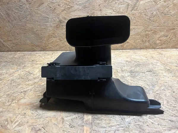 Innenraumfiltergehäuse OEM 84673174 Chevrolet Corvette C8 image 2