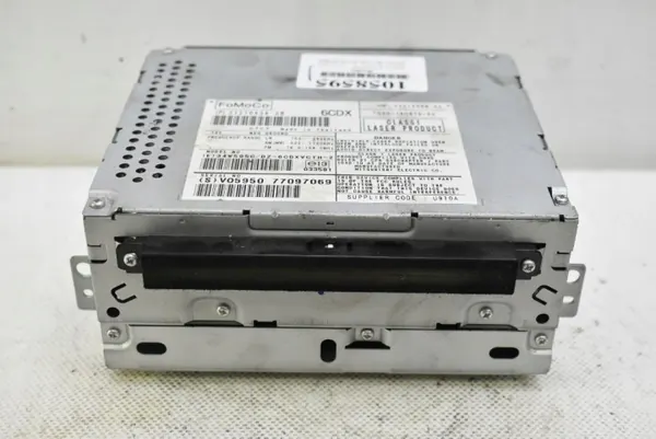 Radio CD OEM 31210434AB pour Volvo S70 V70 2000-2005 image 2