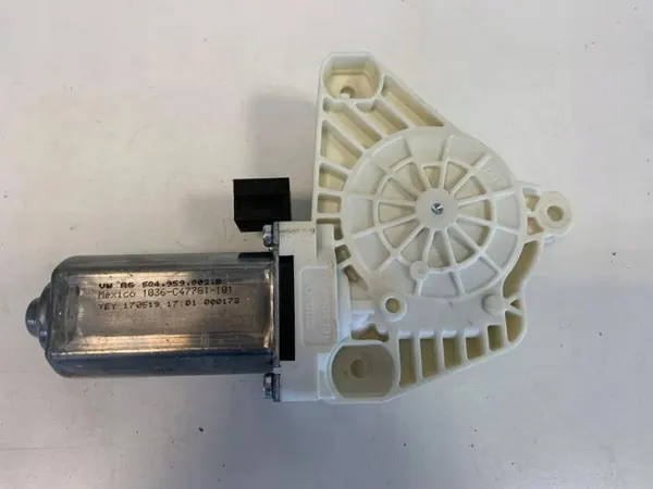 Moteur de vitre avant droite Audi Q5 OEM 5Q4959802B image 2