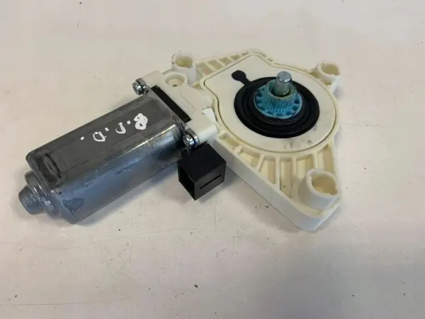 Moteur de vitre avant droite Audi Q5 OEM 5Q4959802B image 4