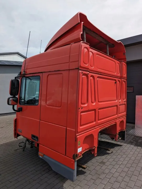 Cabina DAF XF 105 SPACE CAB - Pieza OEM Usada image 4