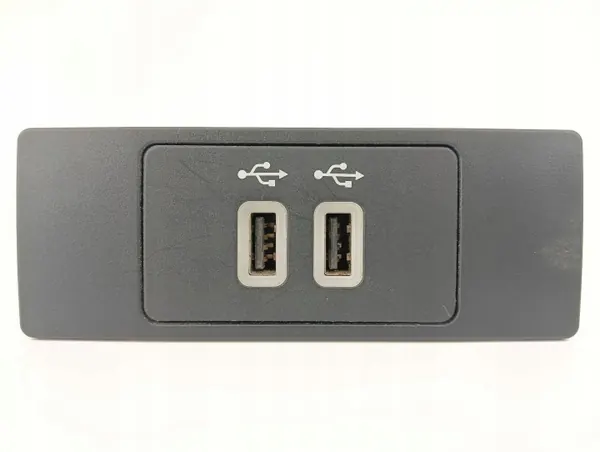 Prise USB HC3T-14F014-BC Ford Mondeo Mk5 (2014-) image 2
