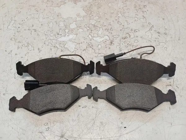 Fiat Palio Bremsbeläge vorne OEM WVA23219 image 3