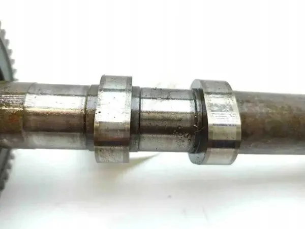 Árvore de cames Mercedes A64244502 OM642.852 Usado image 4