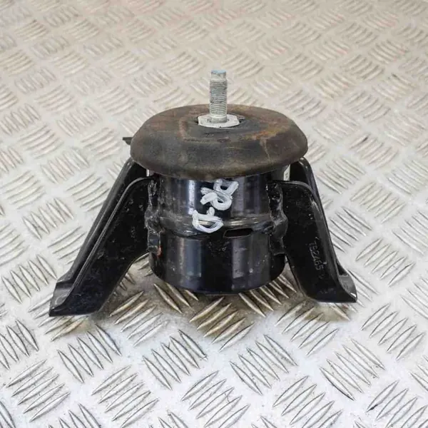Supporto motore destro HYUNDAI TUCSON 1.7L diesel image 2