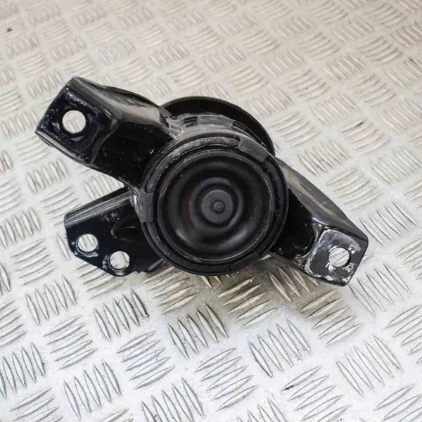 Supporto motore destro HYUNDAI TUCSON 1.7L diesel image 3