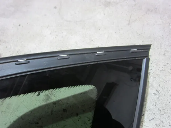 BMW X3 G01 Kiinteä Taka Oikea Sivulasi OEM 51377410064 image 4