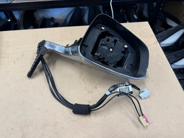 Espelho direito Tesla Model X OEM 1035183-00-I 13 pinos image 2