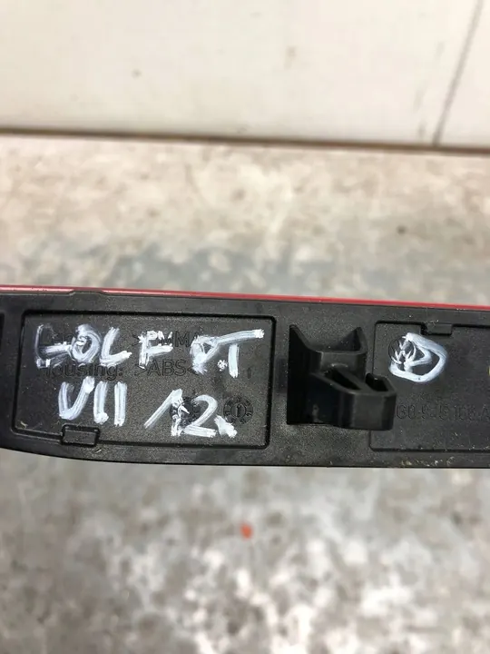 Oikea Takareflektori VW Golf VII 5G0945106A image 5