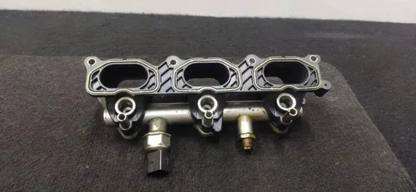 Collecteur d'admission OEM 06E133109J pour Audi A6 Avant image 4