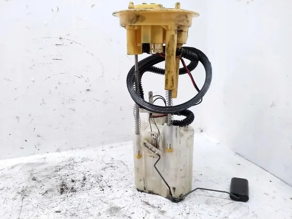 VW Tiguan I 5N0 07-16 2.0 TDI Brandstofpomp 5N0919050F image 4