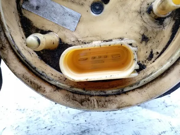 VW Tiguan I 5N0 07-16 2.0 TDI Brandstofpomp 5N0919050F image 6