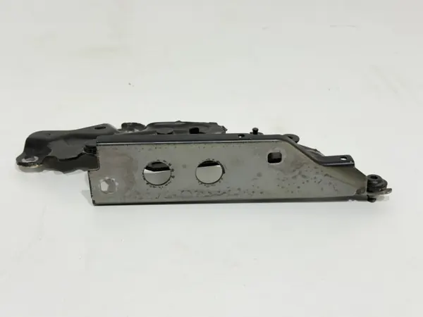 Dobradiça do Capô Dianteira Esquerda OEM 4K0823301A Audi A6 C8 image 3