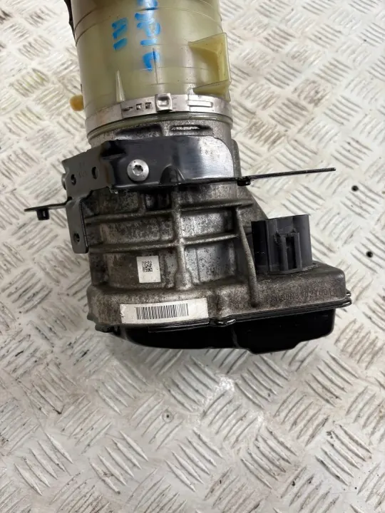 Bomba de dirección OEM 491100616R para Renault Trafic image 6