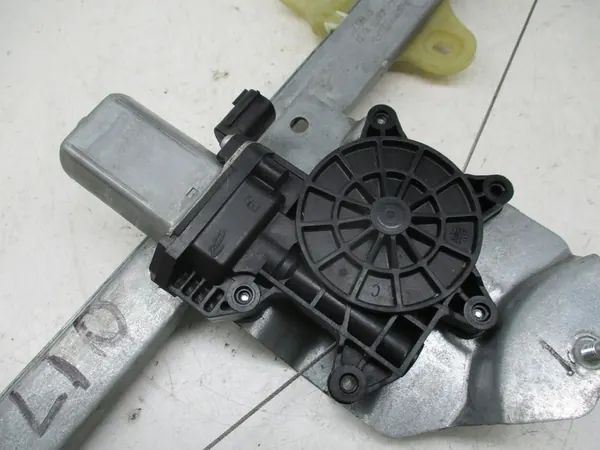 Trava do elevador de vidro dianteiro direito Clio 807205569R image 5