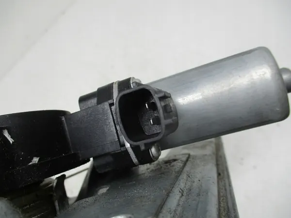 Trava do elevador de vidro dianteiro direito Clio 807205569R image 6