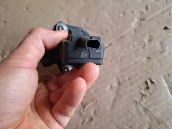 BMW F30 F32 Turbo Boost Valve 2.0 N20B20 7609210 image 5