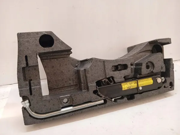 OEM 3C5012115D Macaco e Chave para VW Passat B6 image 3