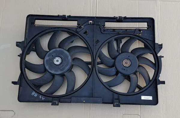 AUDI A4 B8 A5 TDI Jäähdyttimen tuuletin 8K0121003P image 4