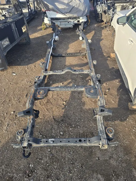 Jeep Wrangler JL Rahmenviertel OEM RamaNośnaJL Gebraucht image 2