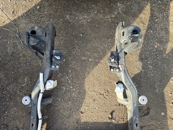 Jeep Wrangler JL Rahmenviertel OEM RamaNośnaJL Gebraucht image 5